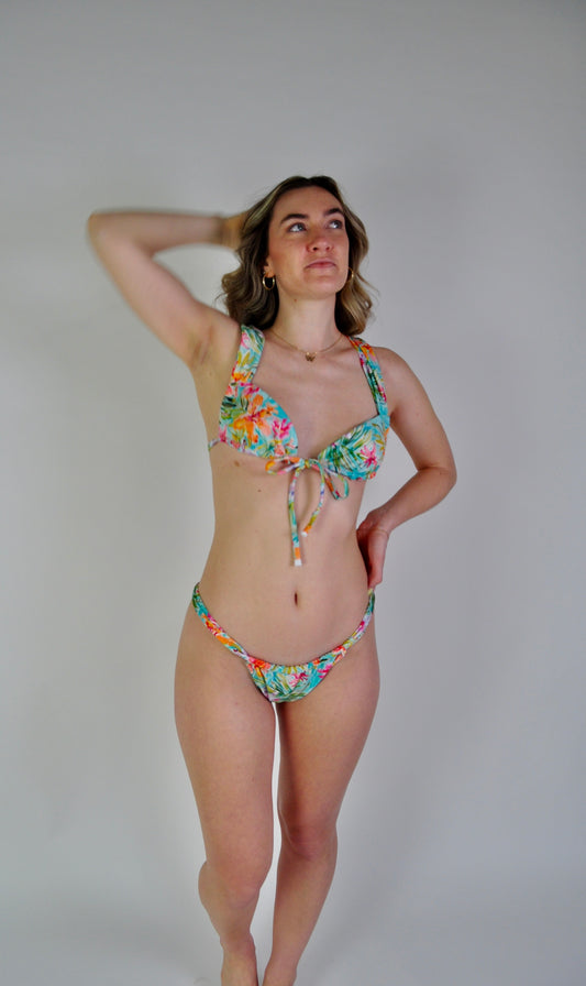 Hawaiian Sun Tear Drop Top